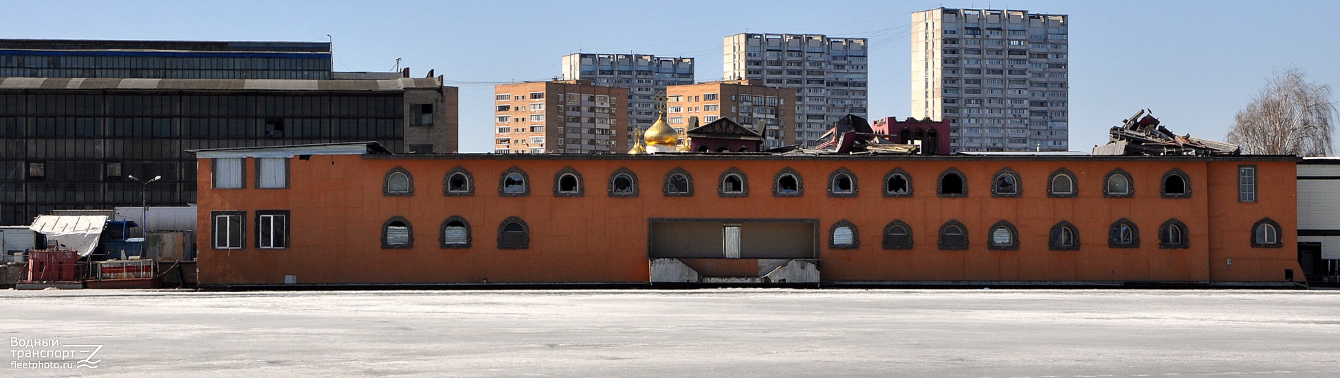 Дебаркадер №61