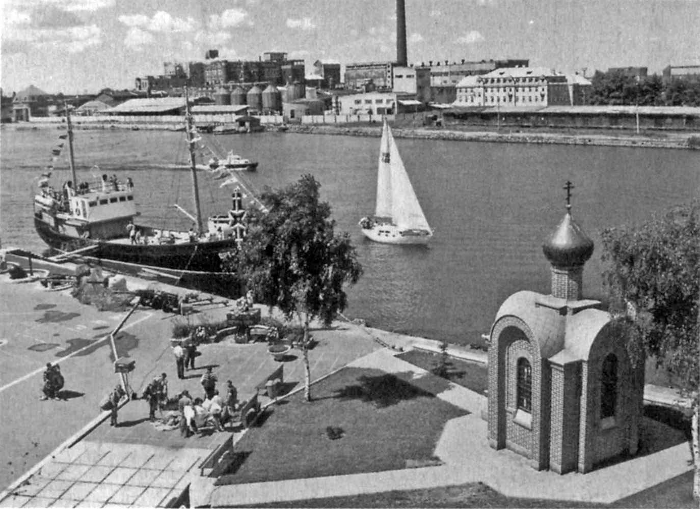 СРТ-129. Книги, фотоальбомы и периодические издания