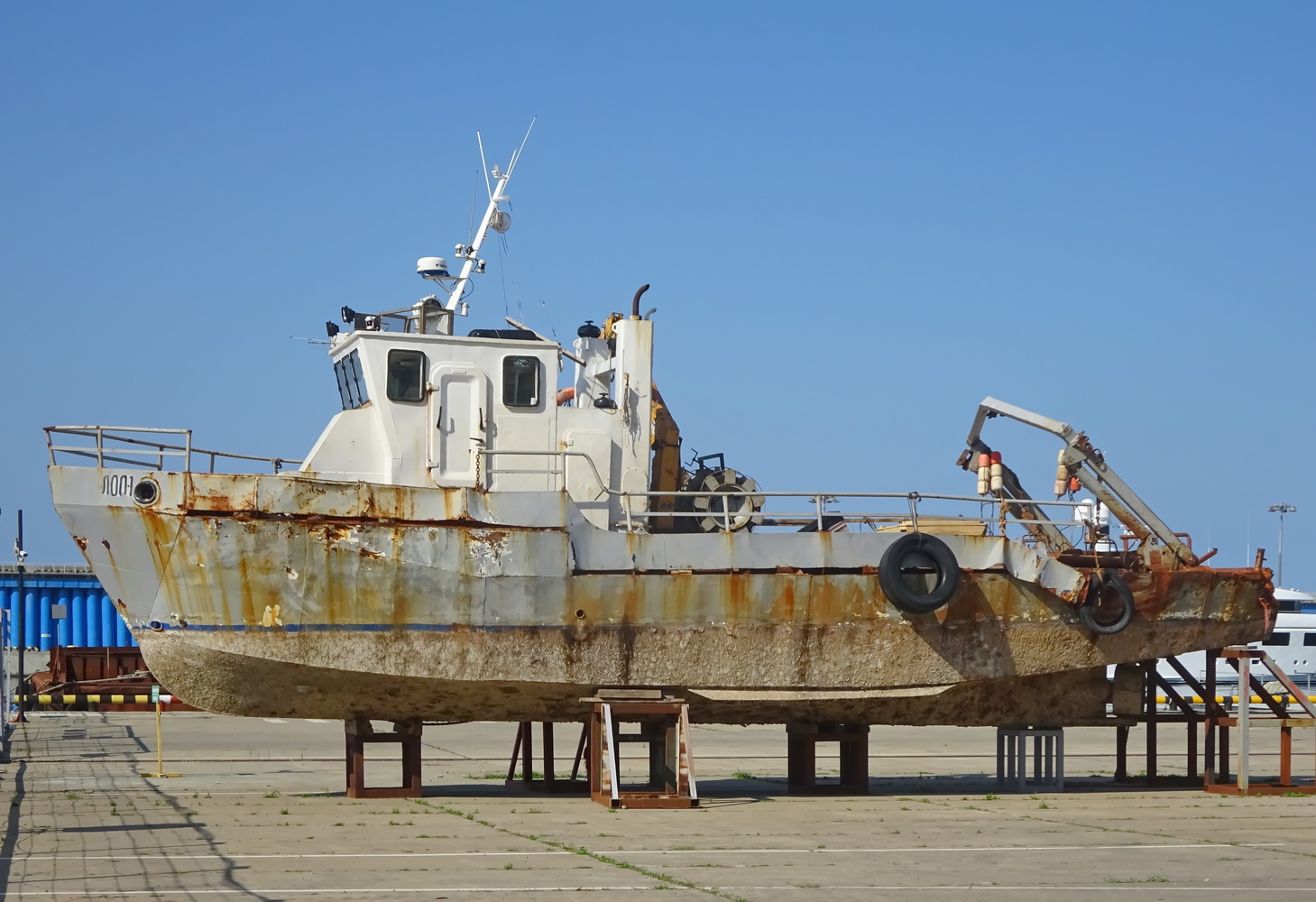 Лоо-1