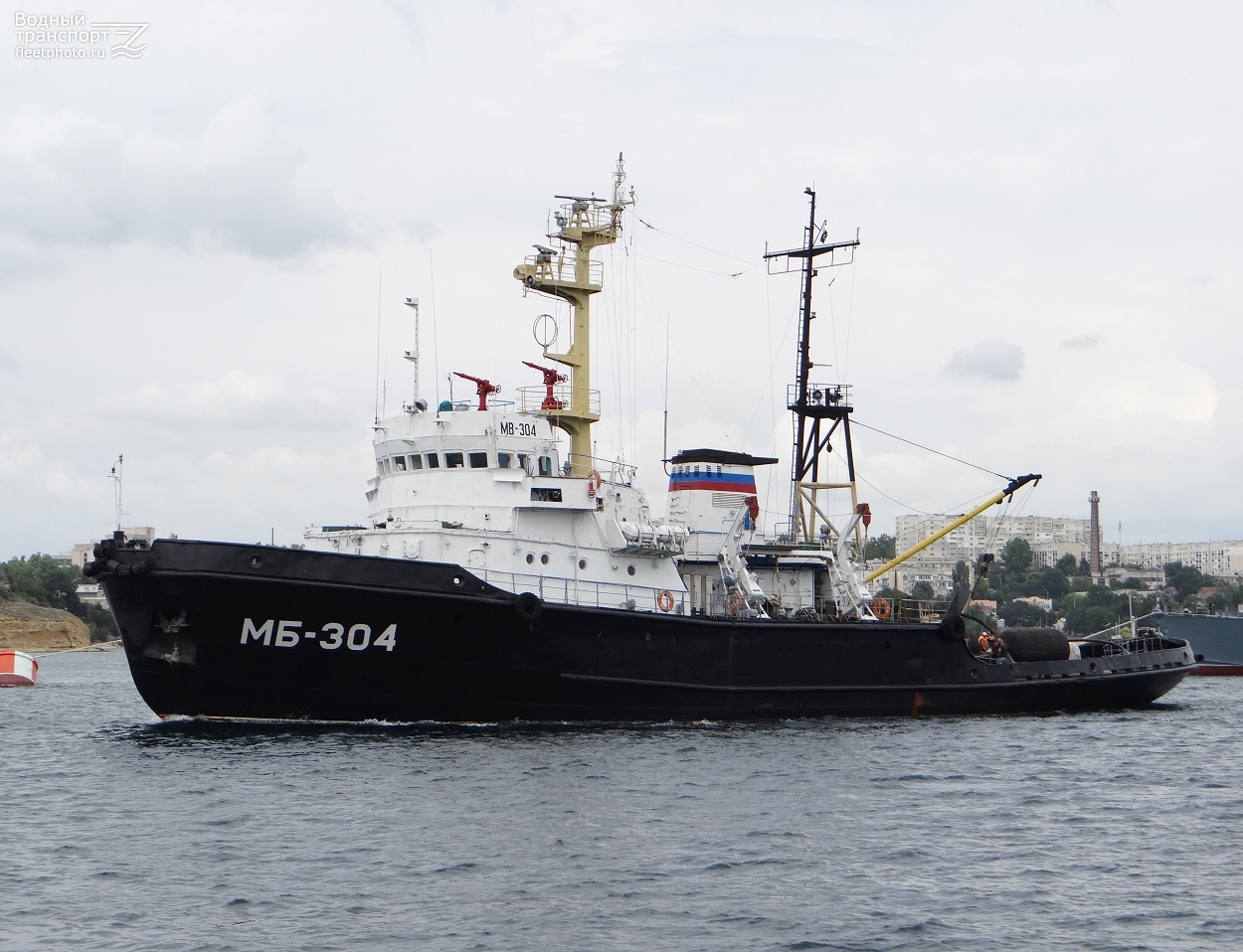 МБ-304