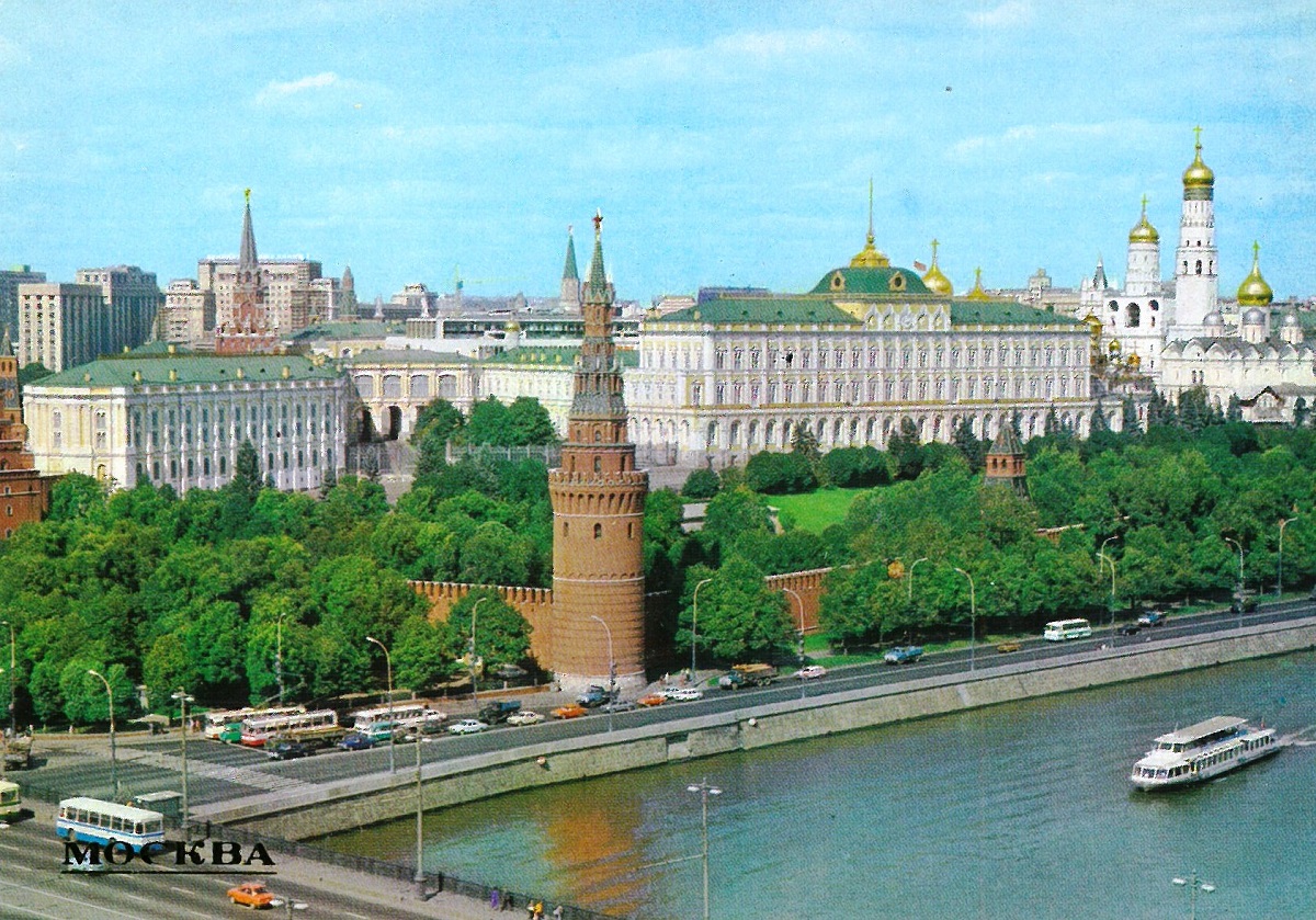 Река Москва, Книги, фотоальбомы и периодические издания