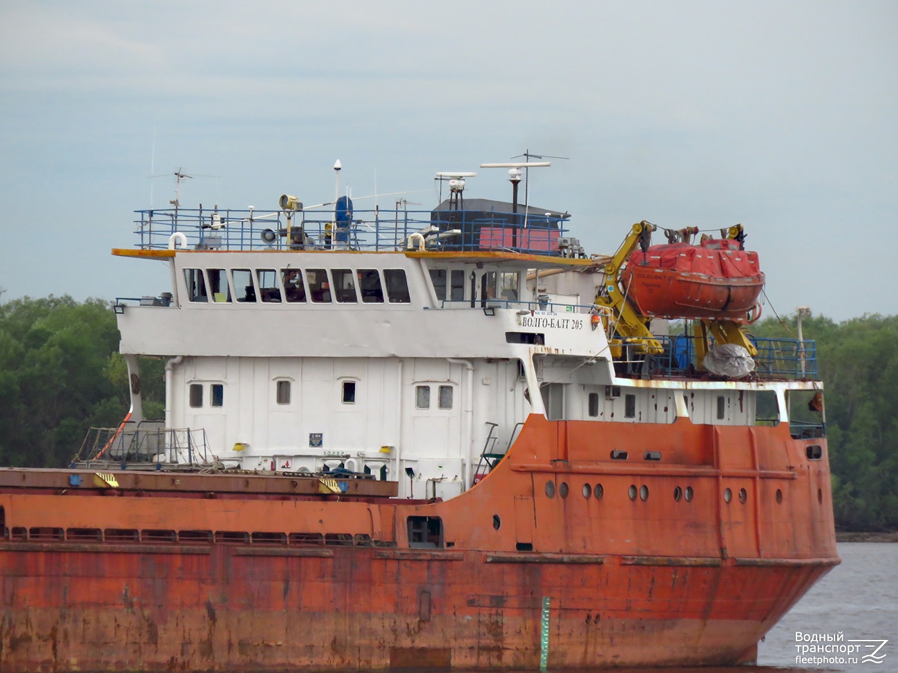 Волго-Балт 205. Vessel superstructures
