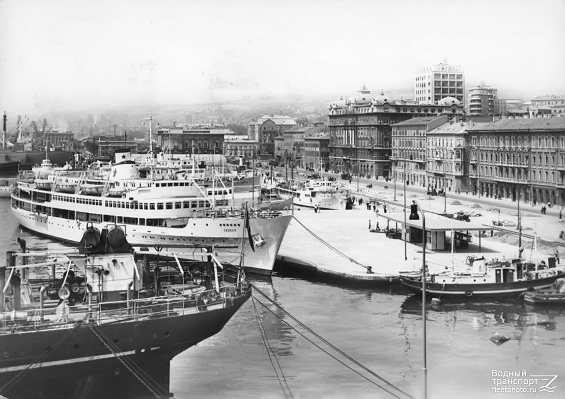 Jadran. Книги, фотоальбомы и периодические издания