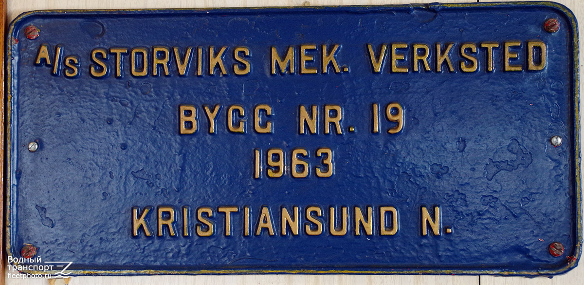 Kanholmen. Shipbuilder's Makers Plates