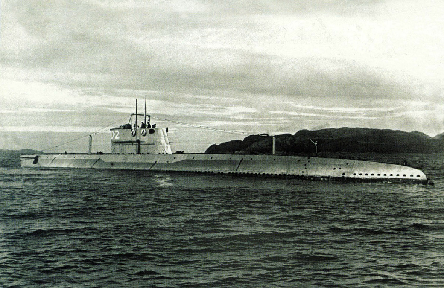 Д-2. Книги, фотоальбомы и периодические издания