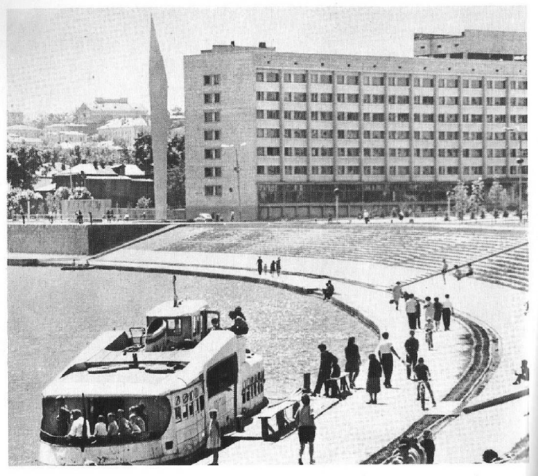 Спутник. Книги, фотоальбомы и периодические издания
