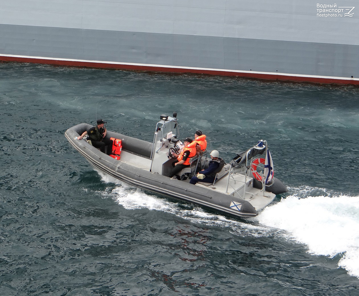 Неопознанное судно - проект БЛ-680. Russian Navy