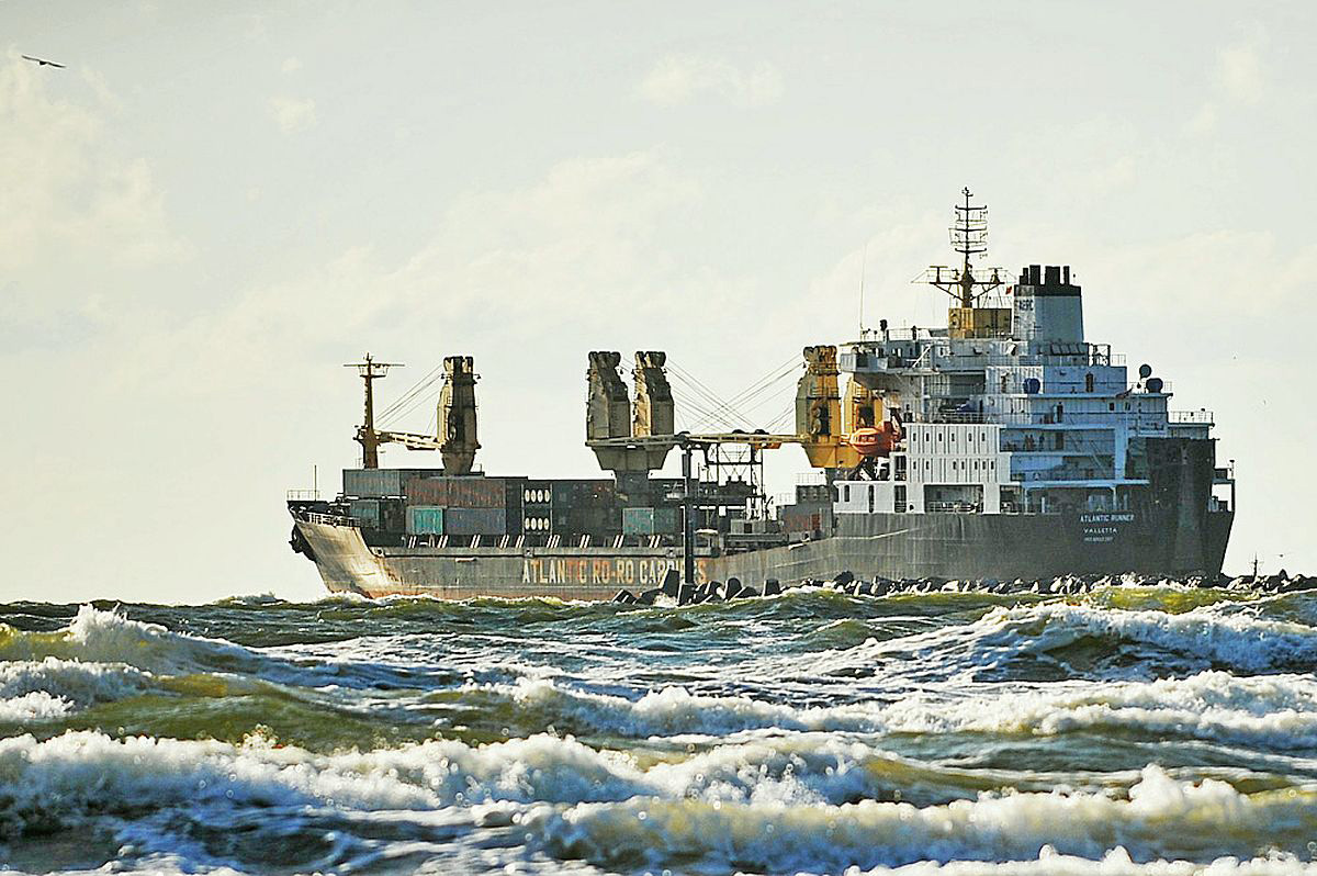 Atlantic Runner. Книги, фотоальбомы и периодические издания