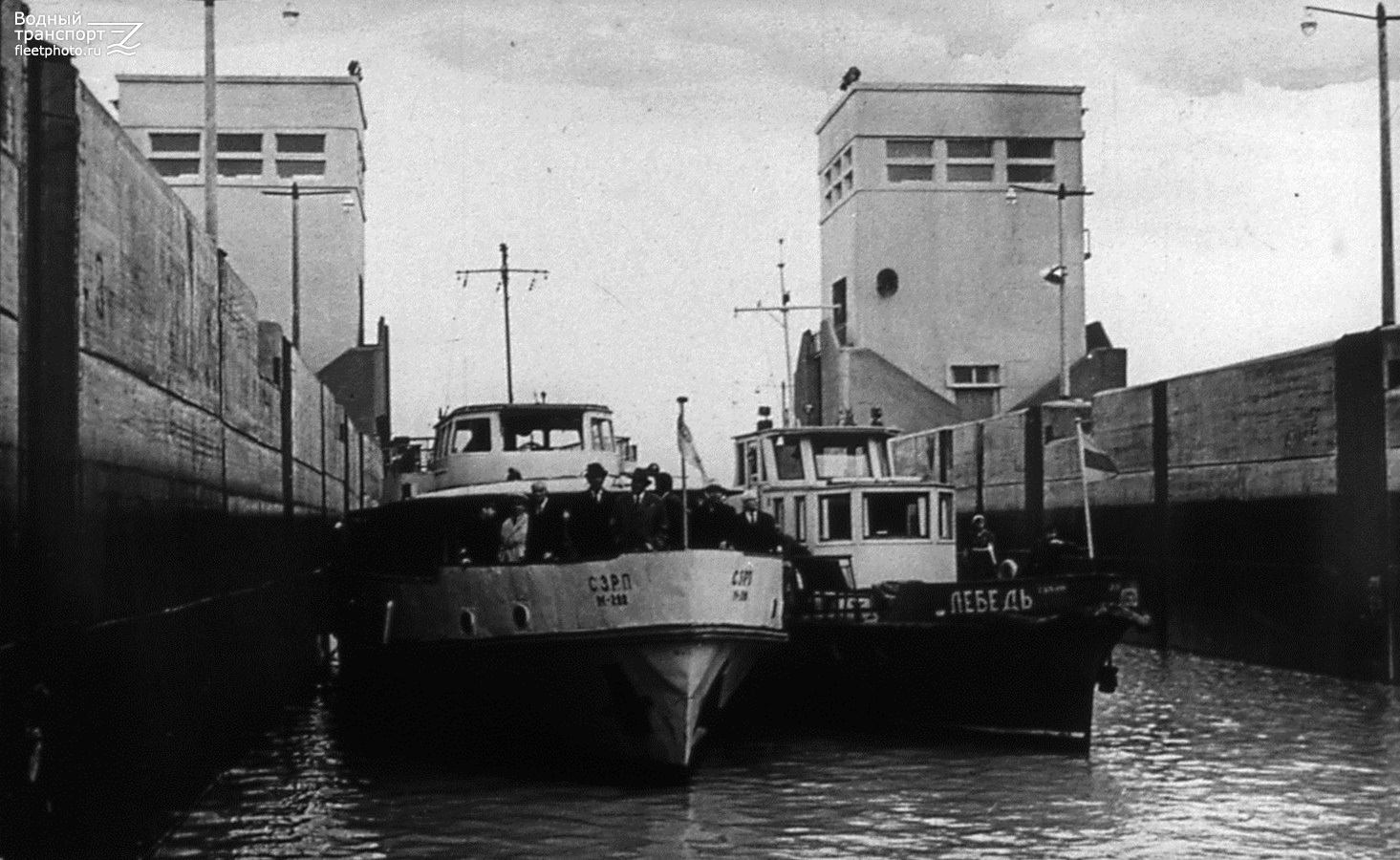 М-292, Лебедь. Книги, фотоальбомы и периодические издания, Volga-Baltic Canal