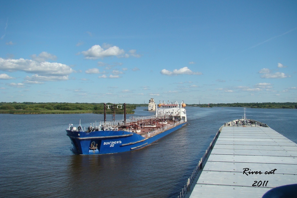 Волгонефть-212. View from wheelhouses and bridge wings