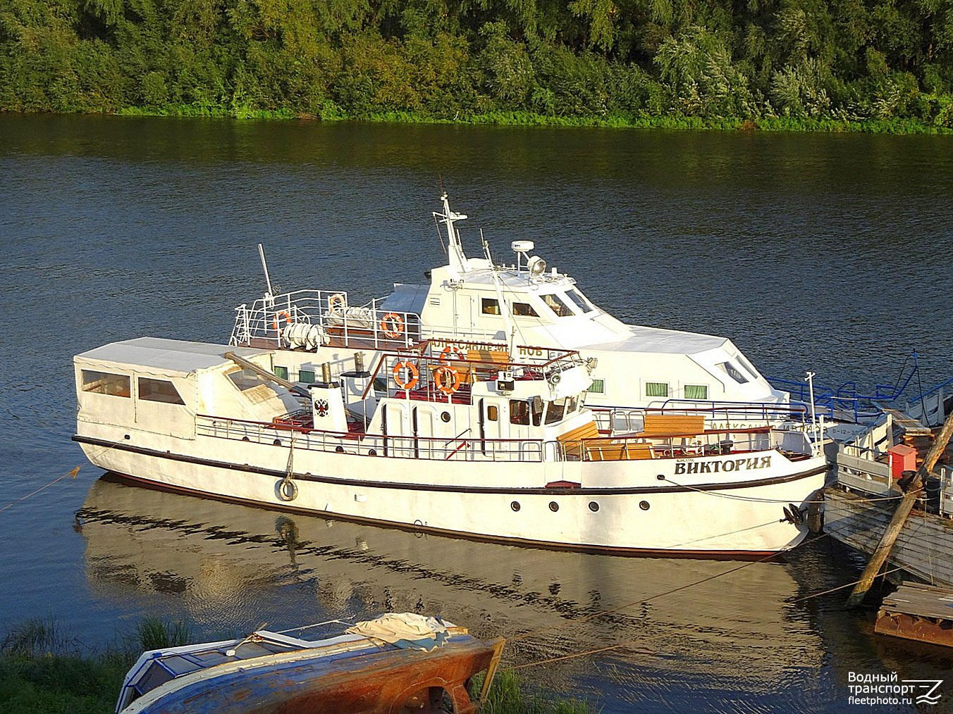Виктория, Александр Иванов