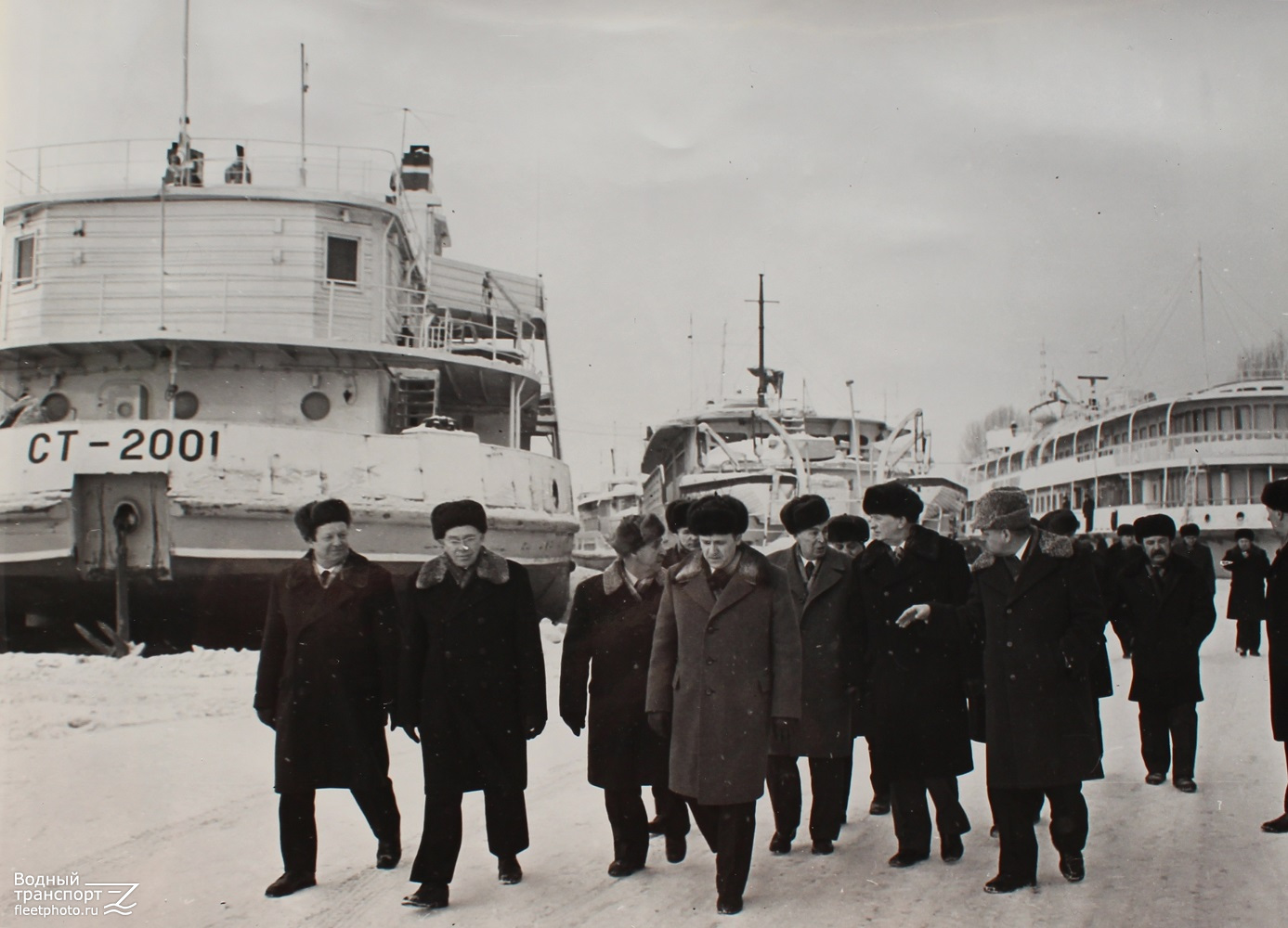 СТ-2001, Агитатор, Михаил Калинин. Книги, фотоальбомы и периодические издания
