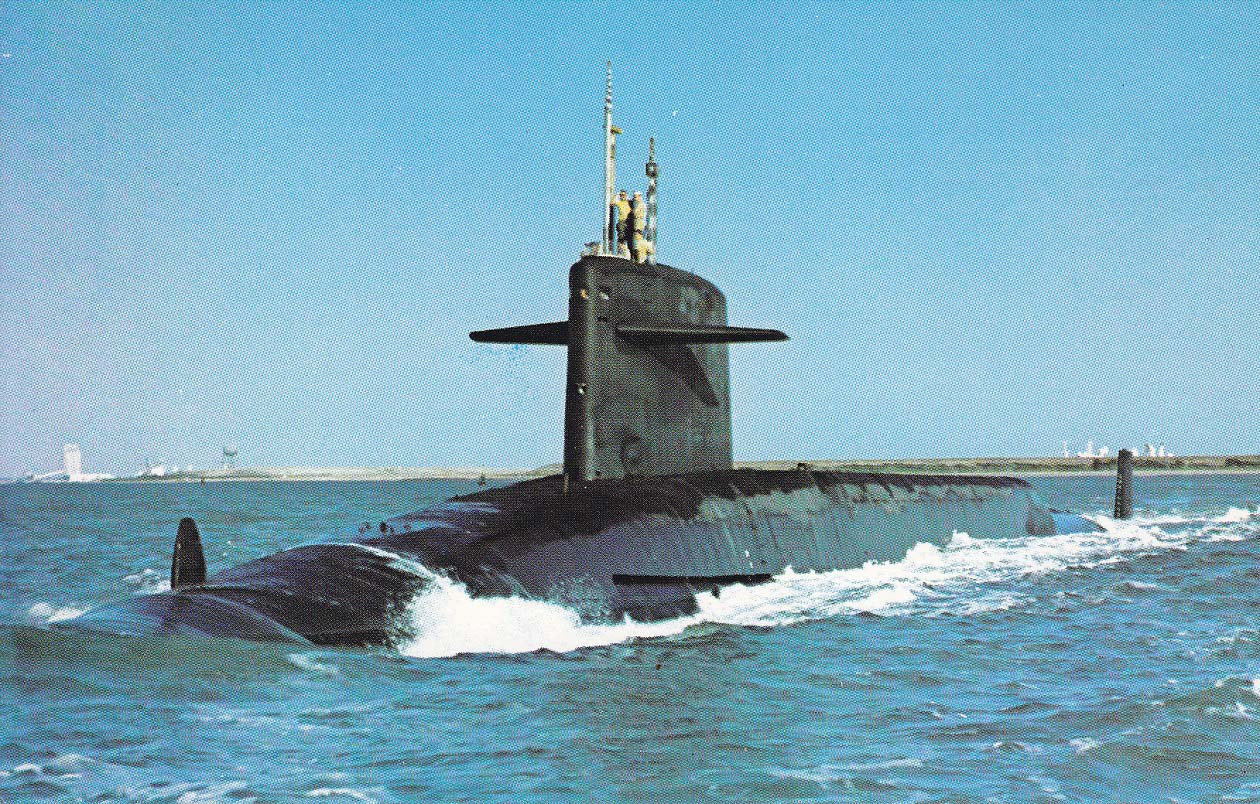 Thomas Jefferson (SSBN-618). Книги, фотоальбомы и периодические издания