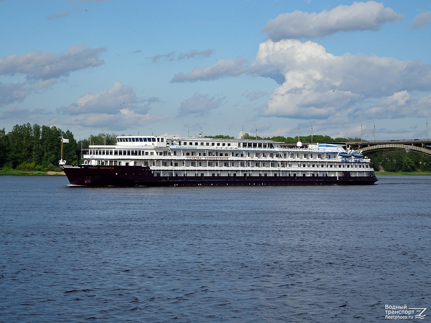 Генерал Лавриненков