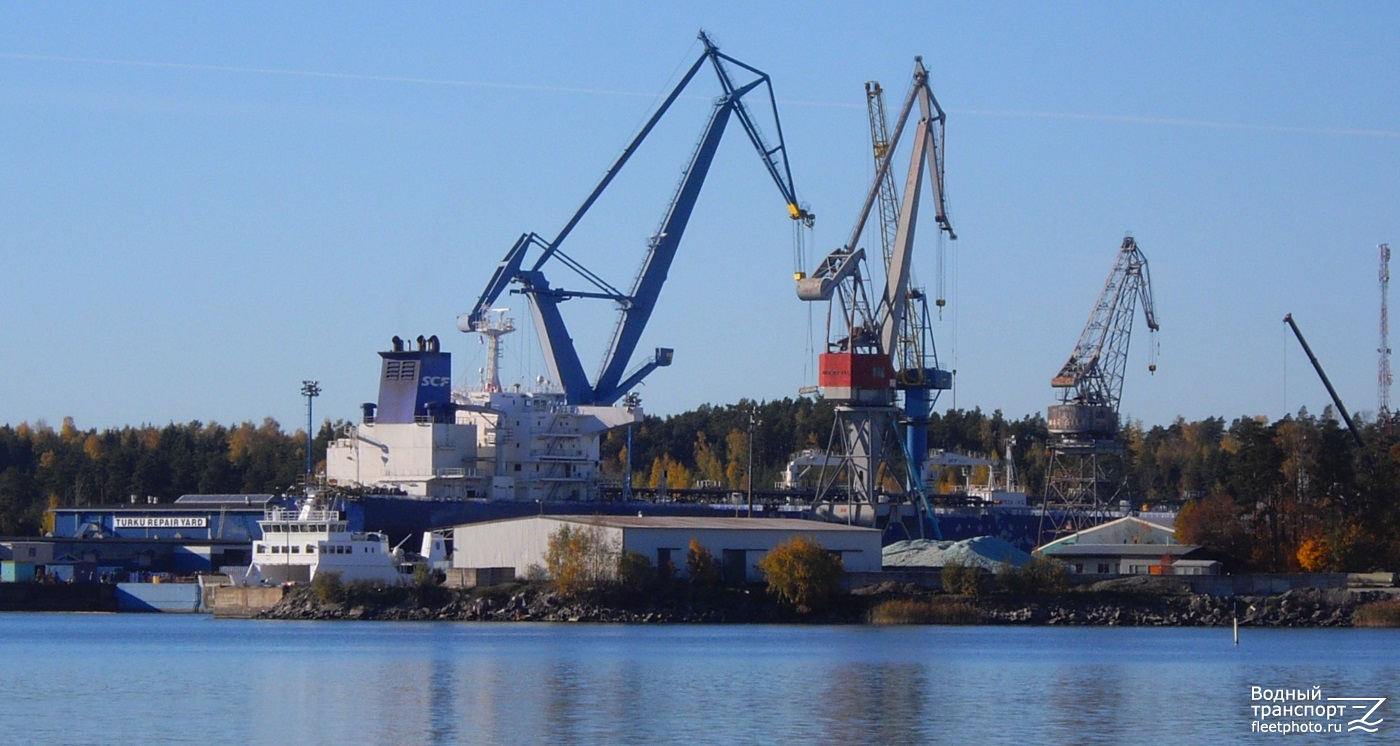Knipan, Ligovsky Prospect. Балтийский морской бассейн