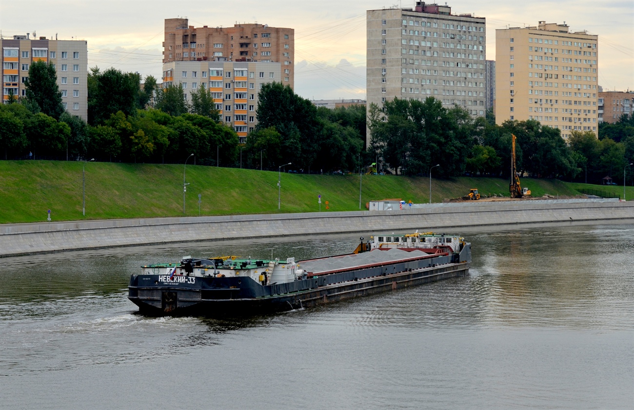 Невский-33