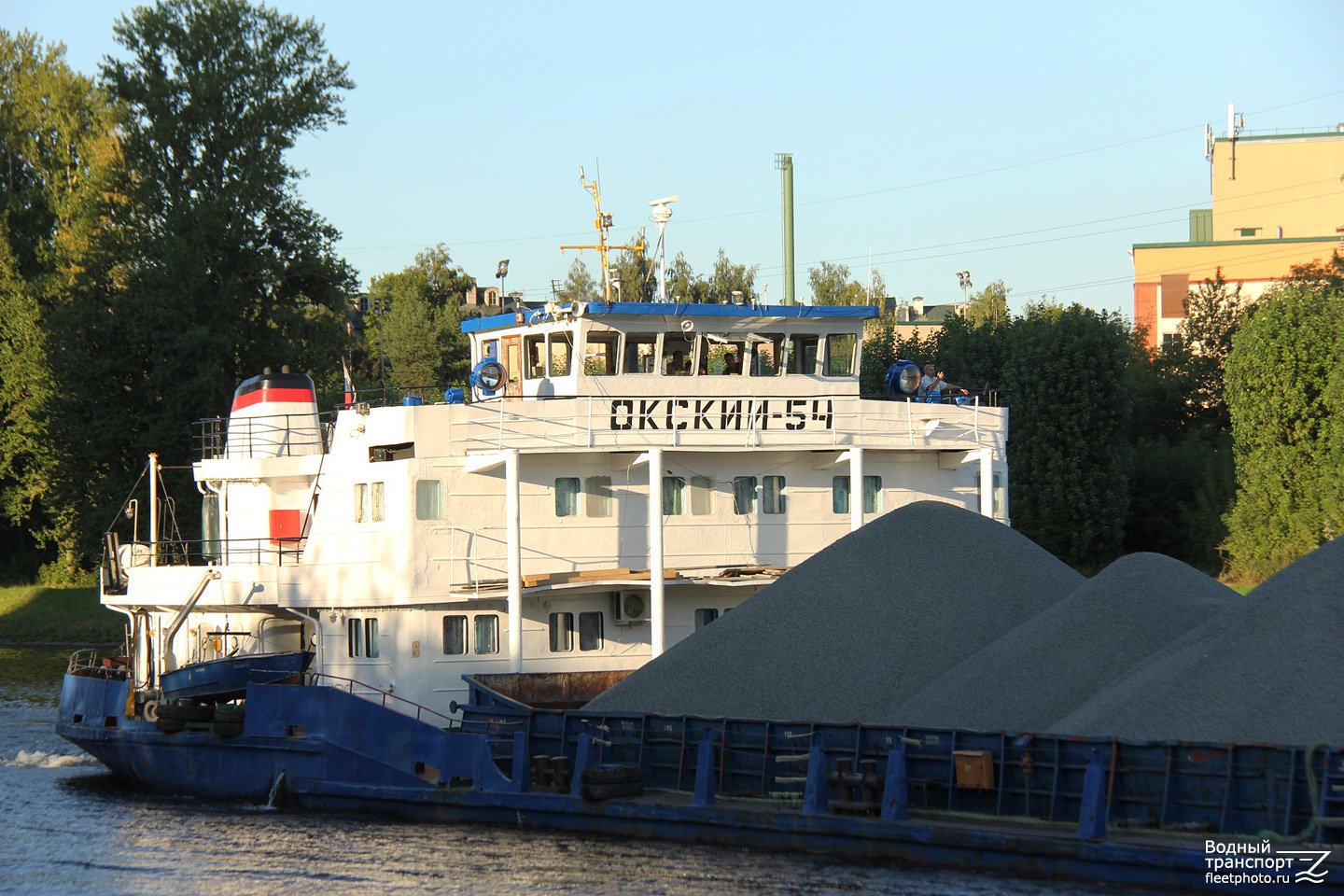 Окский-54. Vessel superstructures