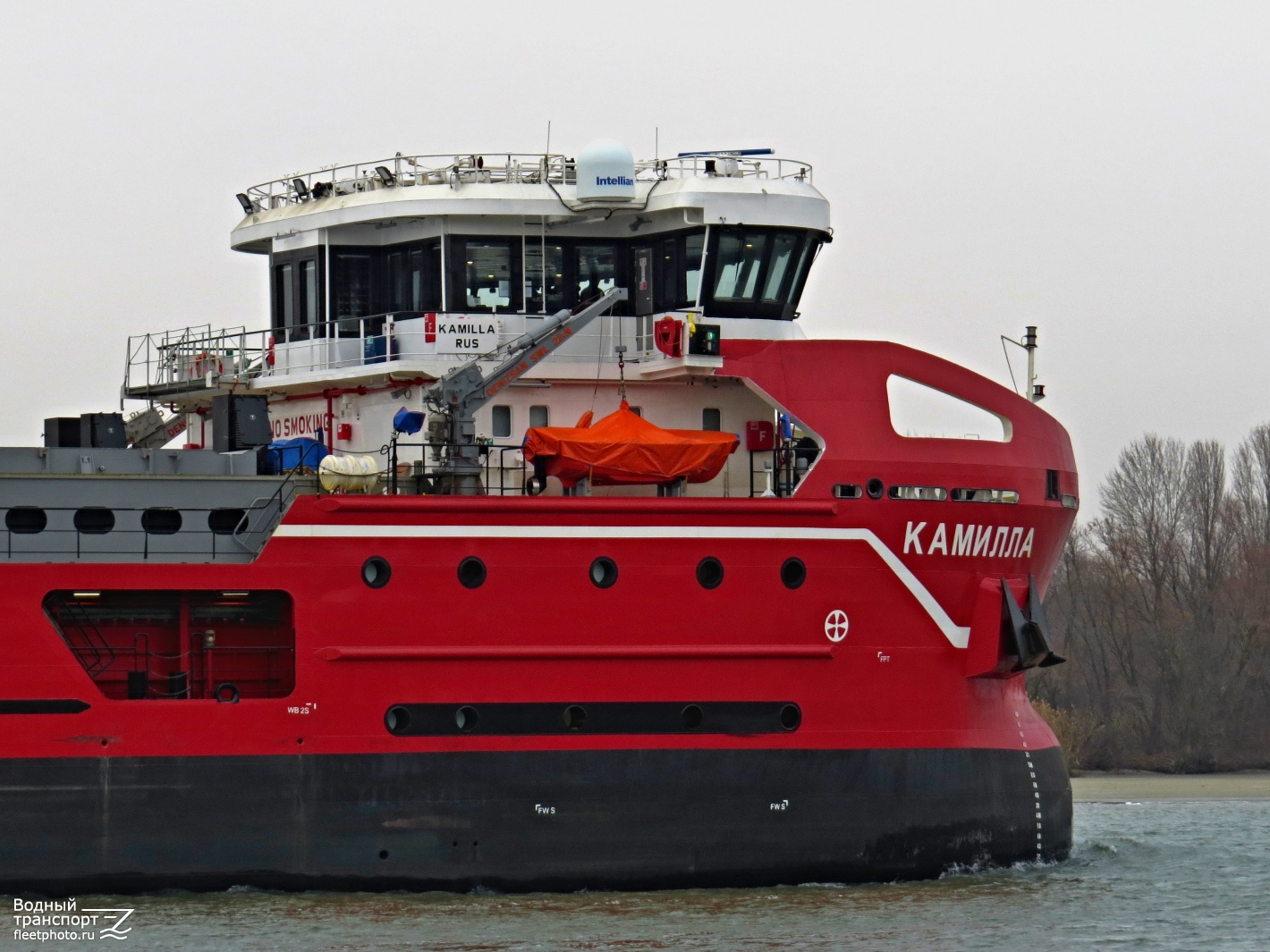 Камилла. Vessel superstructures