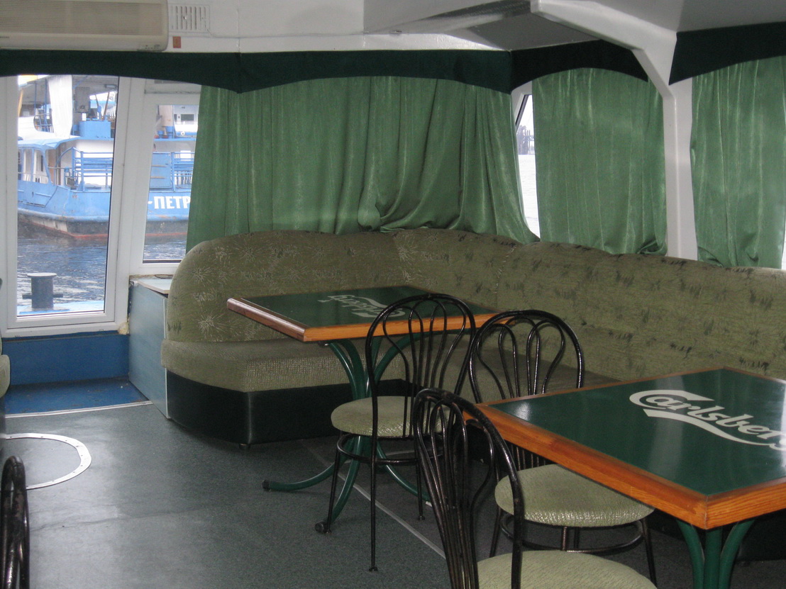 Говерла. Passenger Areas