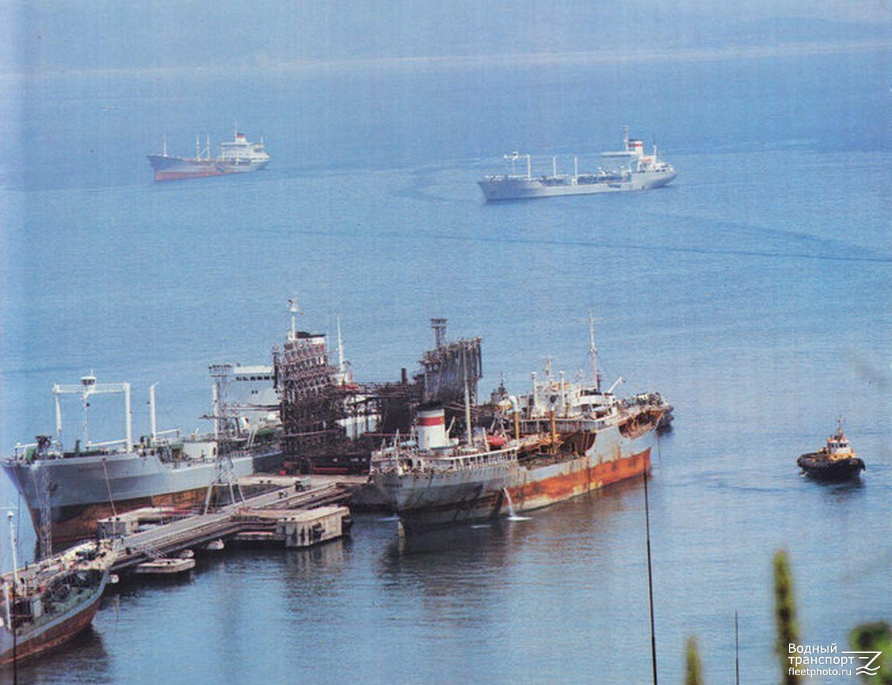 Самотлор, Каунас. Unidentified ships, Книги, фотоальбомы и периодические издания