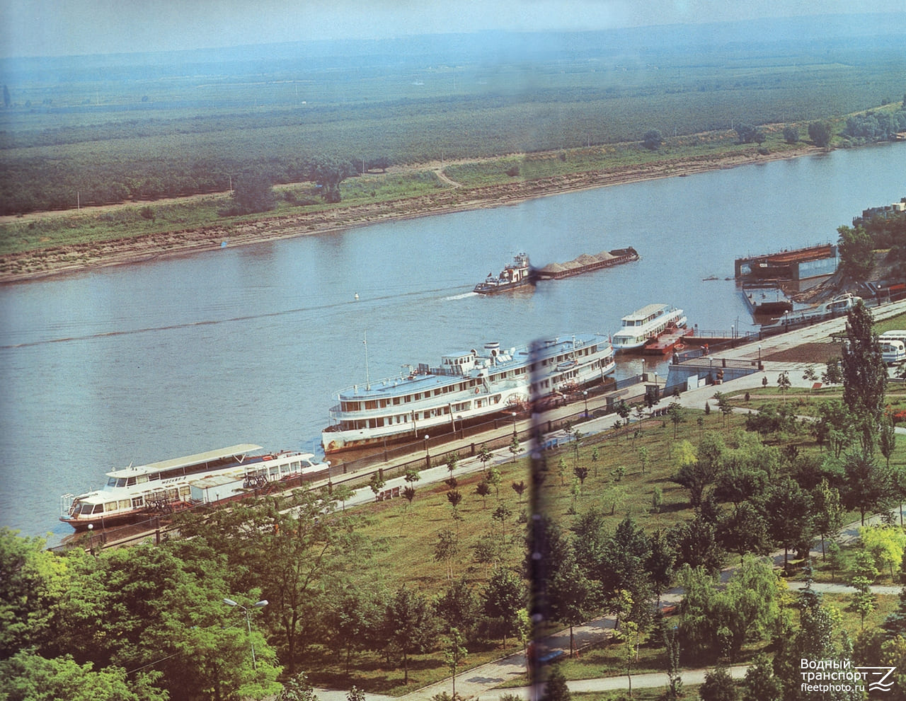 Москва-2, Матрос Вакуленчук, Неопознанное судно - тип Москва. Книги, фотоальбомы и периодические издания