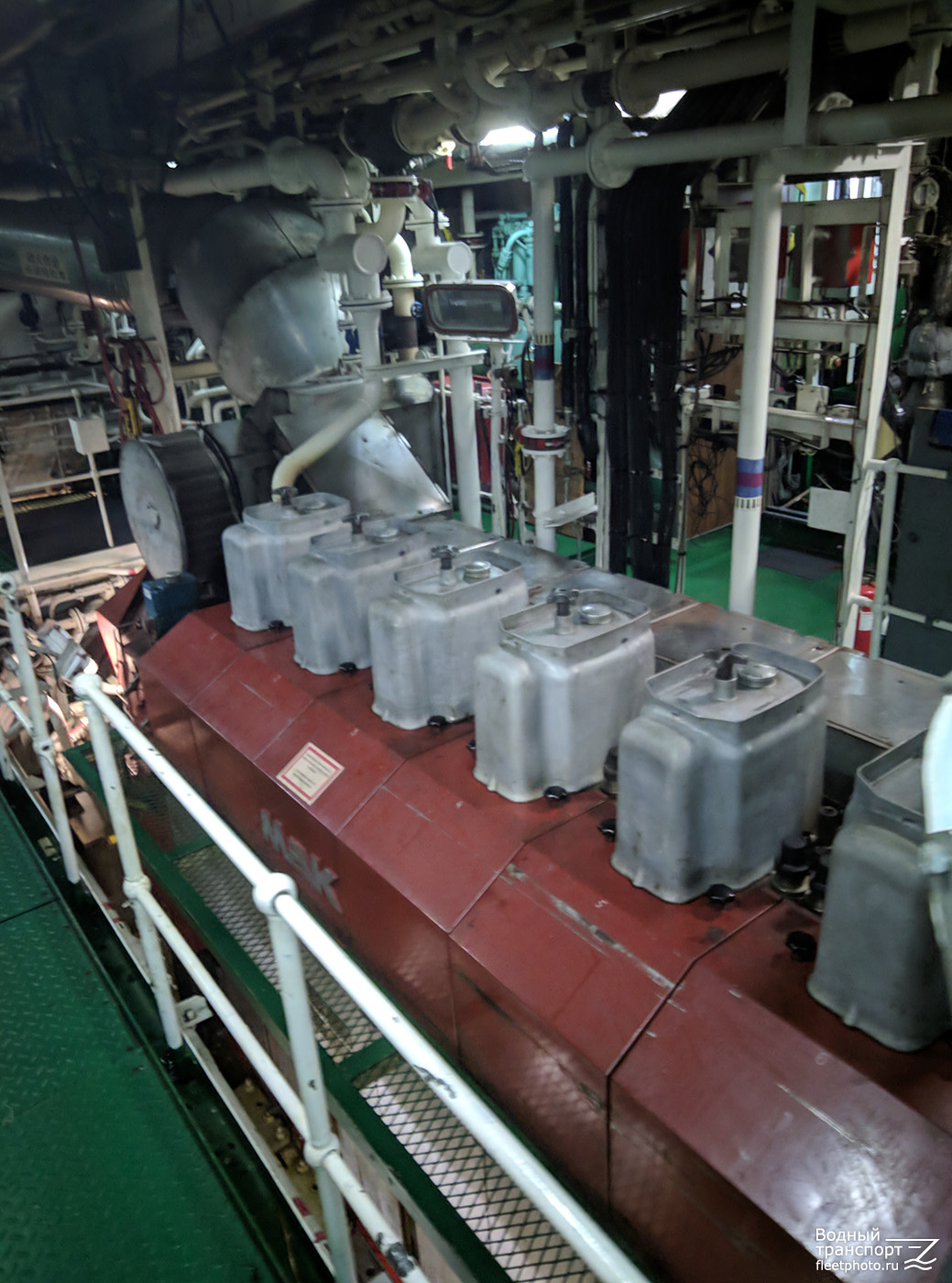 BBC Bahrain. Машинные отделения