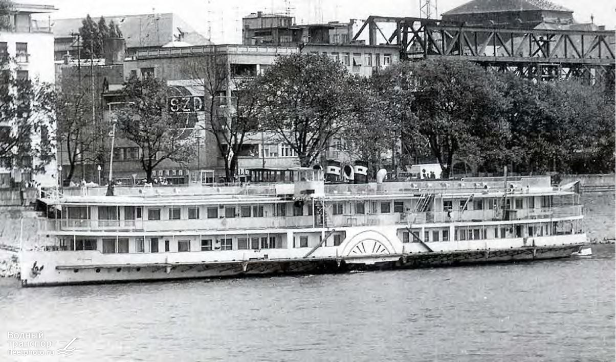 Bratislava. Книги, фотоальбомы и периодические издания