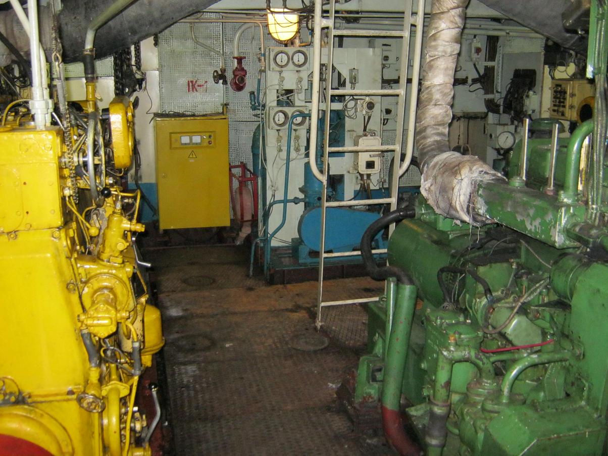СТ-512. Engine Rooms