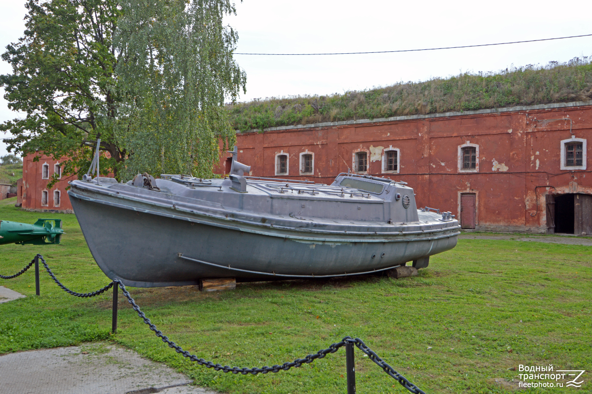 Шлюпки и катера