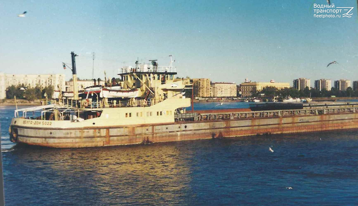 Волго-Дон 5022. Надстройки