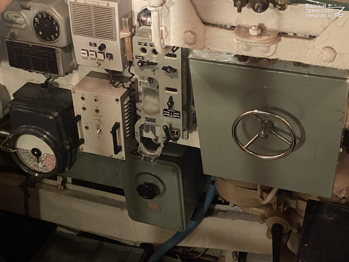 Д-2 Народоволец. Фотографии, сделанные на борту судов