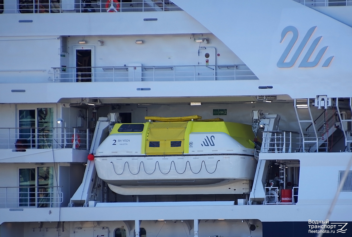 SH Vega. Lifeboats