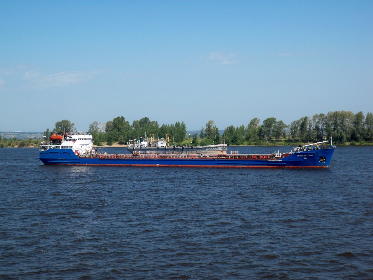 Нефтерудовоз-11М