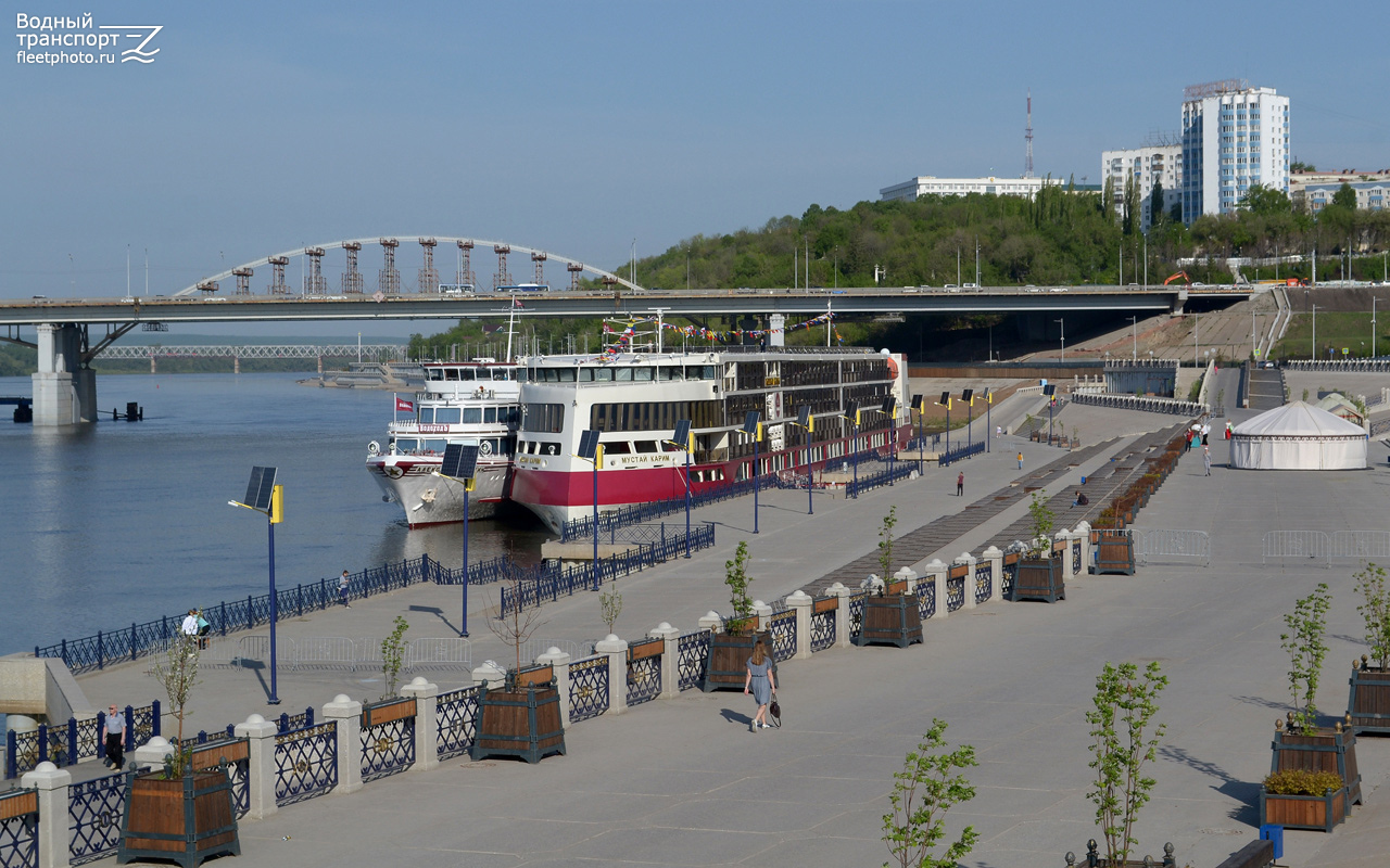 Мустай Карим
