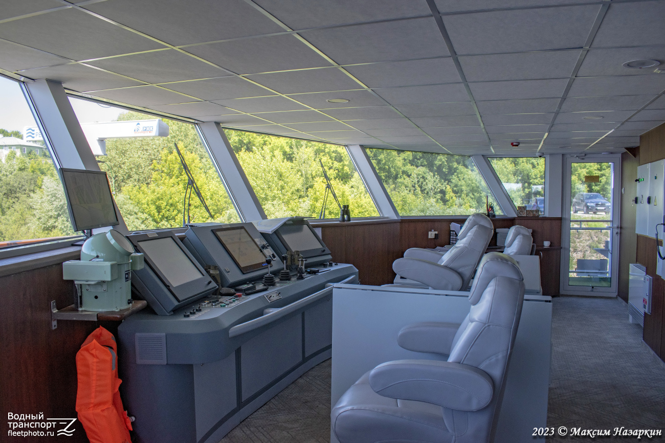 Золотое Кольцо. Wheelhouses, Control panels