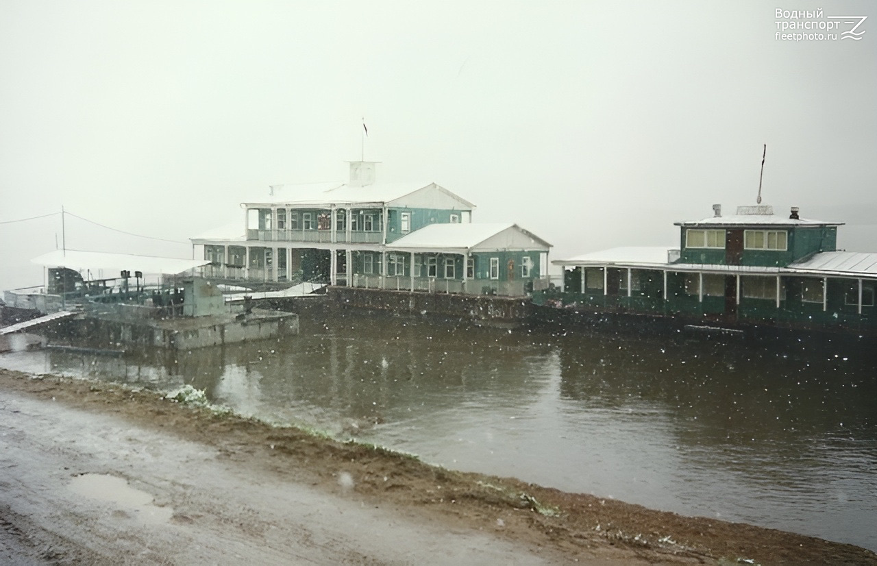 Понтон-24, Дебаркадер (Усть-Качка), Дебаркадер-6