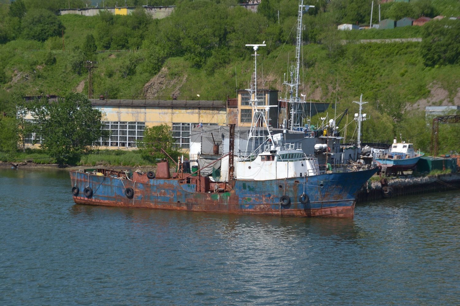 Шхуна Астра. Unidentified ships