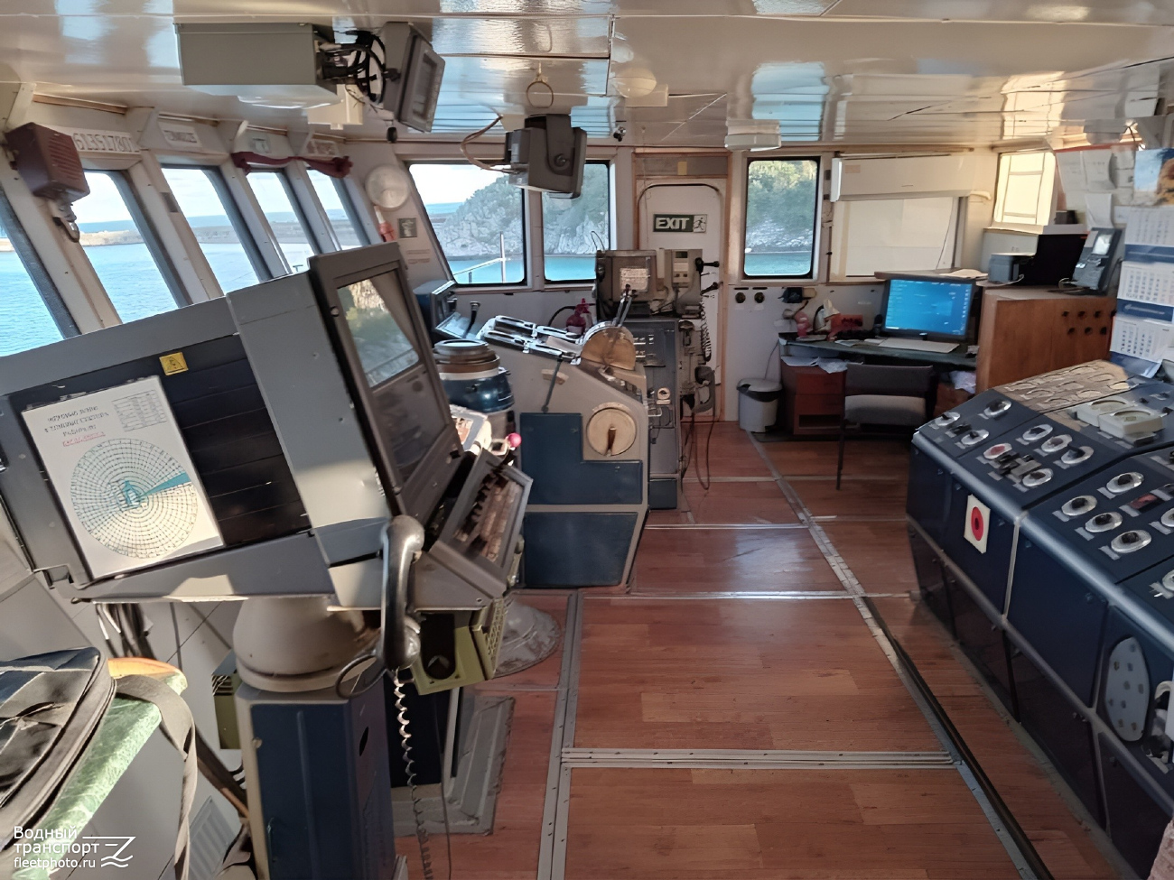 Artey. Wheelhouses, Control panels