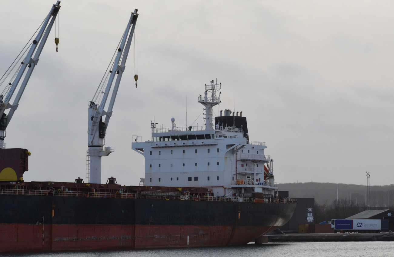 Maputo. Vessel superstructures