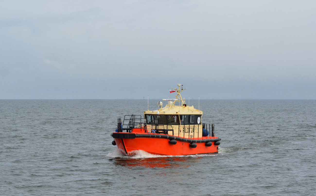 Pilot 24
