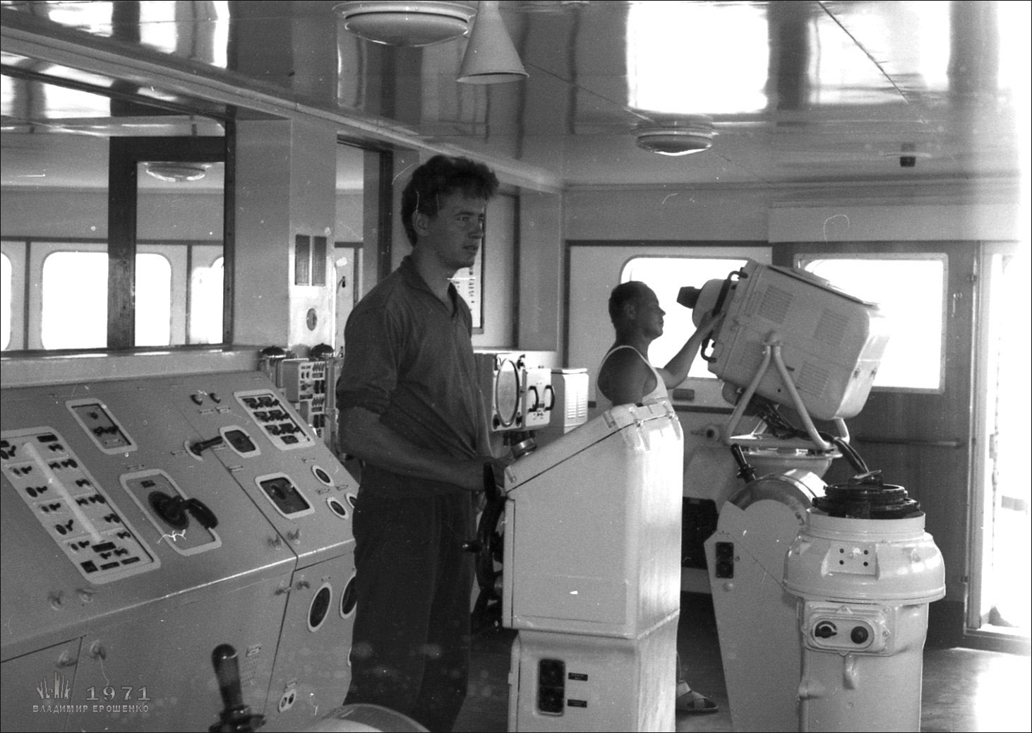 Пальмиро Тольятти. Wheelhouses, Control panels
