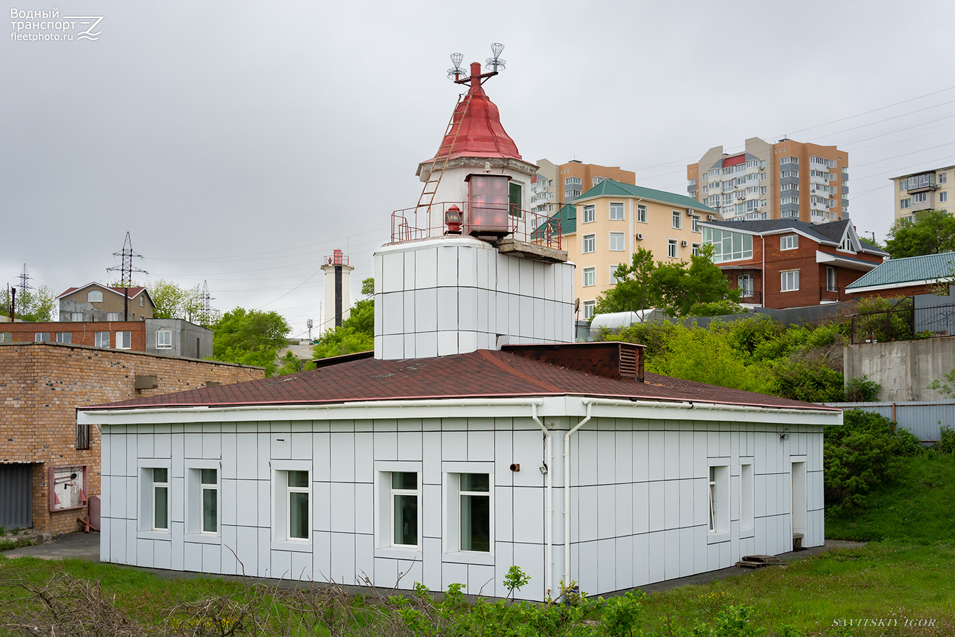 Маяки