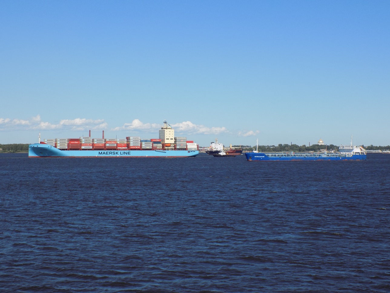 Vaga Maersk, Капитан Яковлев, Лукман, Ростов Великий