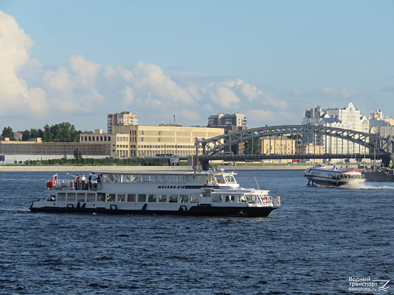 Москва-212, Метеор-185