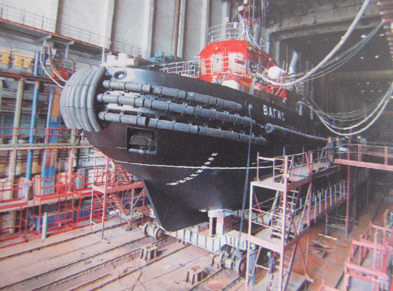 Вагис. Книги, фотоальбомы и периодические издания