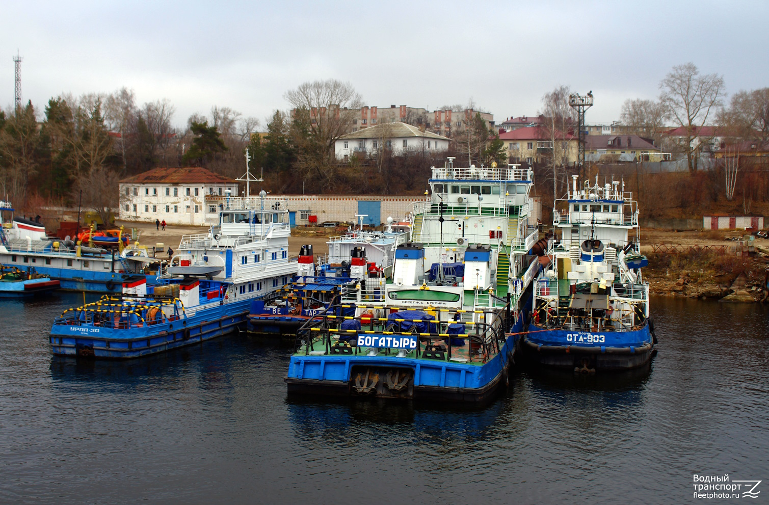 Урал-30, Ветар, Богатырь, ОТА-903