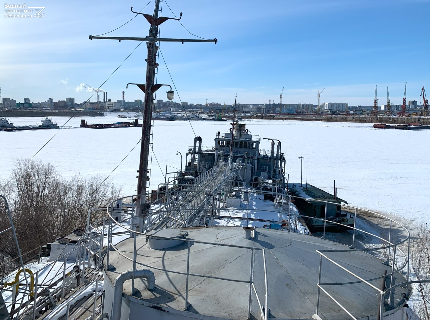 Эхаби. Deck views