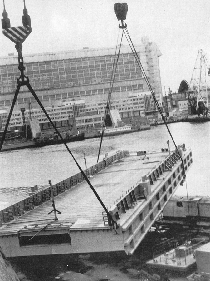 Неопознанный плавучий причал - проект ПМ-61, ПМ-61М, ПМ-61М1. Unidentified ships, Книги, фотоальбомы и периодические издания