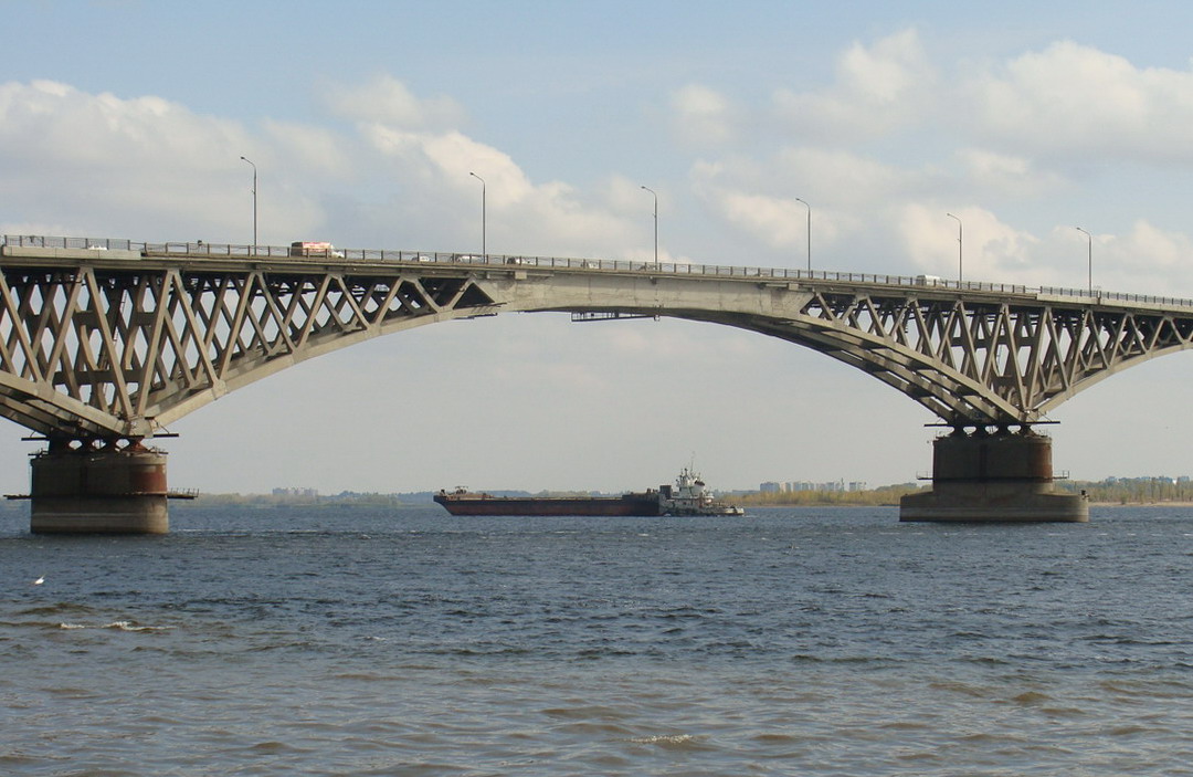 Река Волга, Саратов
