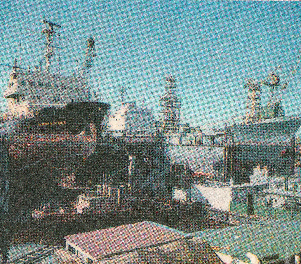 Василий Прончищев. Unidentified ships, Книги, фотоальбомы и периодические издания